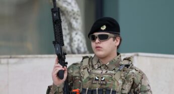 В 16 лет — высшая награда Чечни: сын Кадырова получил орден имени своего деда