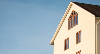 По-свойски. Чиновнику пришлось вернуть служебную квартиру в Уральске