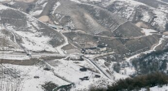 Опасные склоны Алматы: власти усиливают борьбу с оползнями и хаотичной застройкой