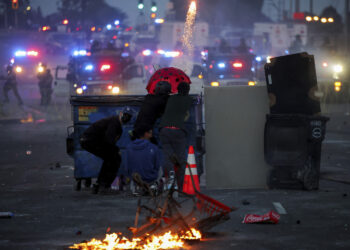 Daniel Cole/Reuters